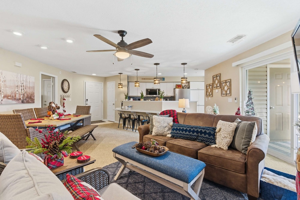 Condo, Multiple Beds, Balcony, Mountain View (The Ozark Getaway) photo 1