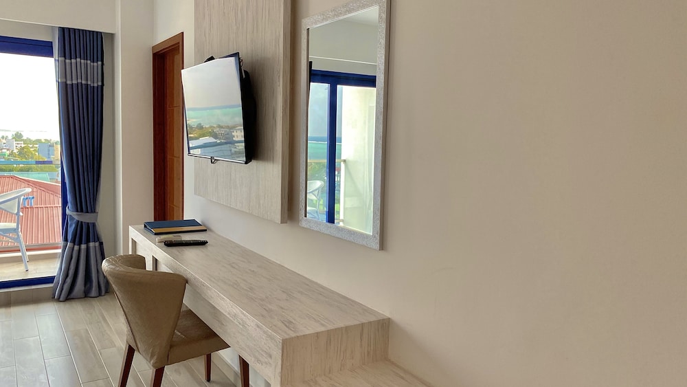 Deluxe Double Room, Balcony, Sea View - Photo 6