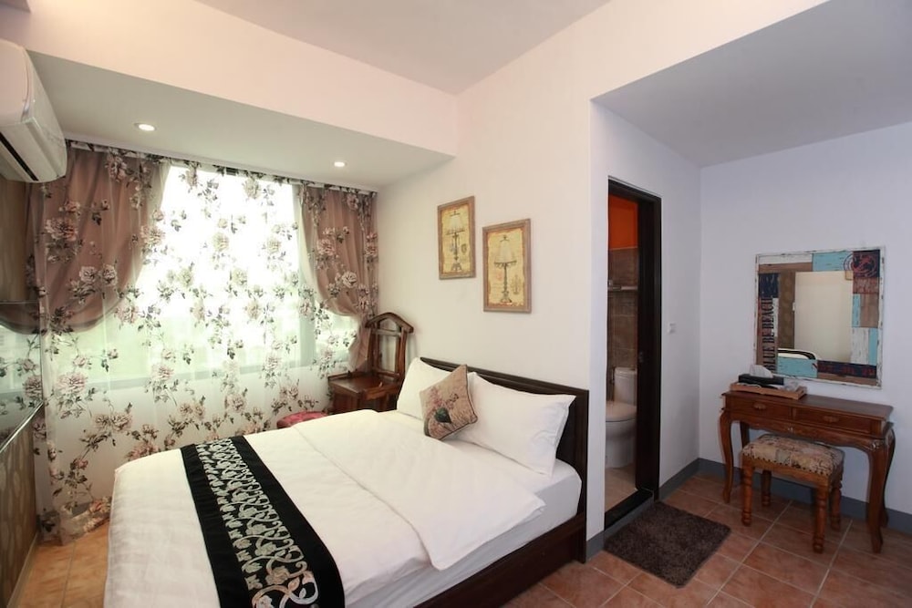 Basic Double Room
