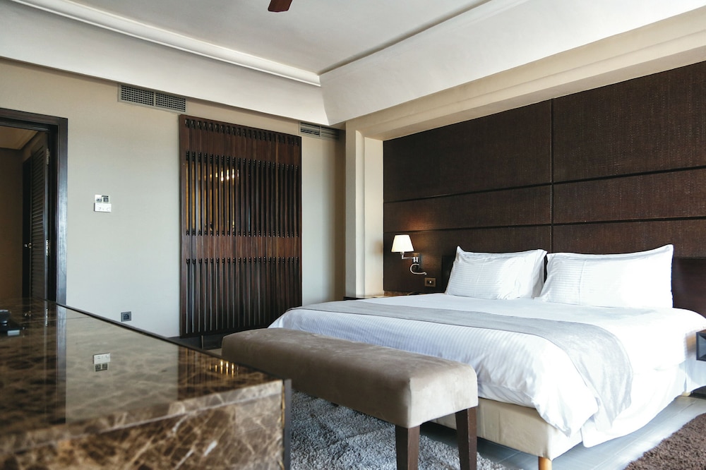 Suite, Balcony, Sea View - Photo 1