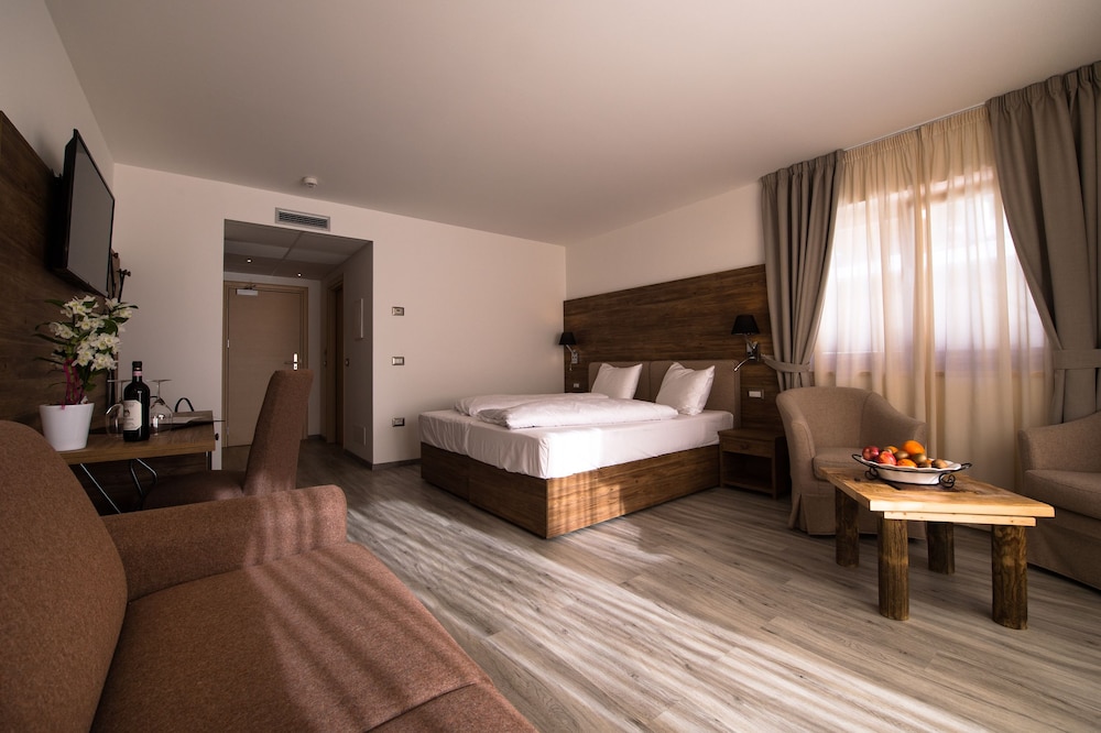 Garden suite