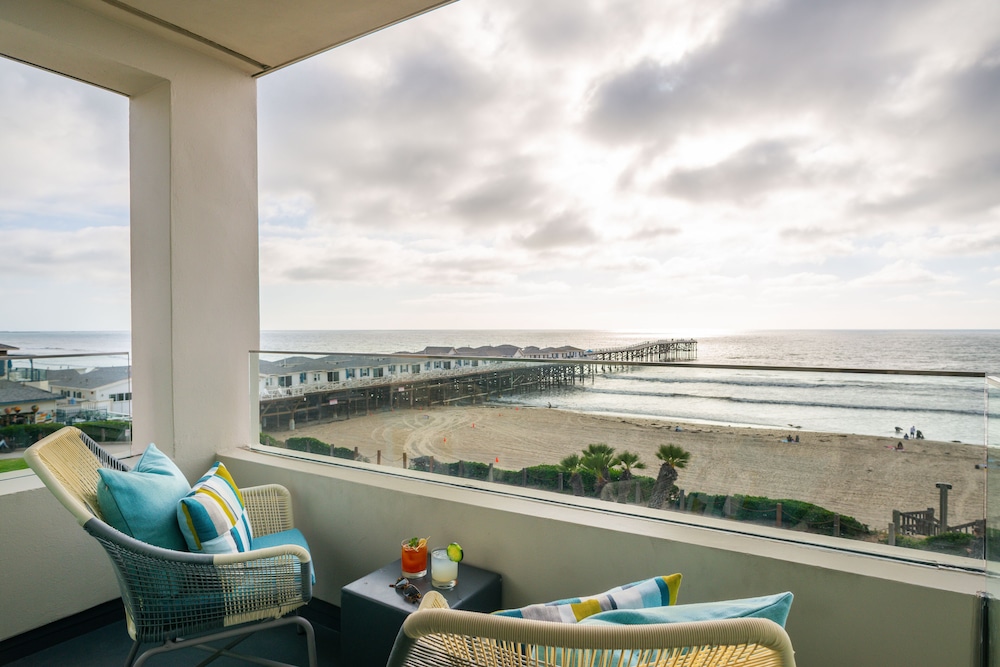 SURF PAD - Photo 1