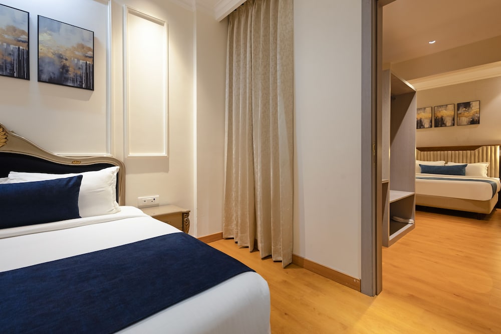 Family Suite (Interconnected Room)