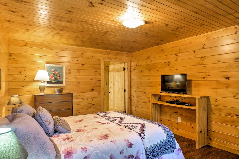 House (2 Bedrooms) photo 3