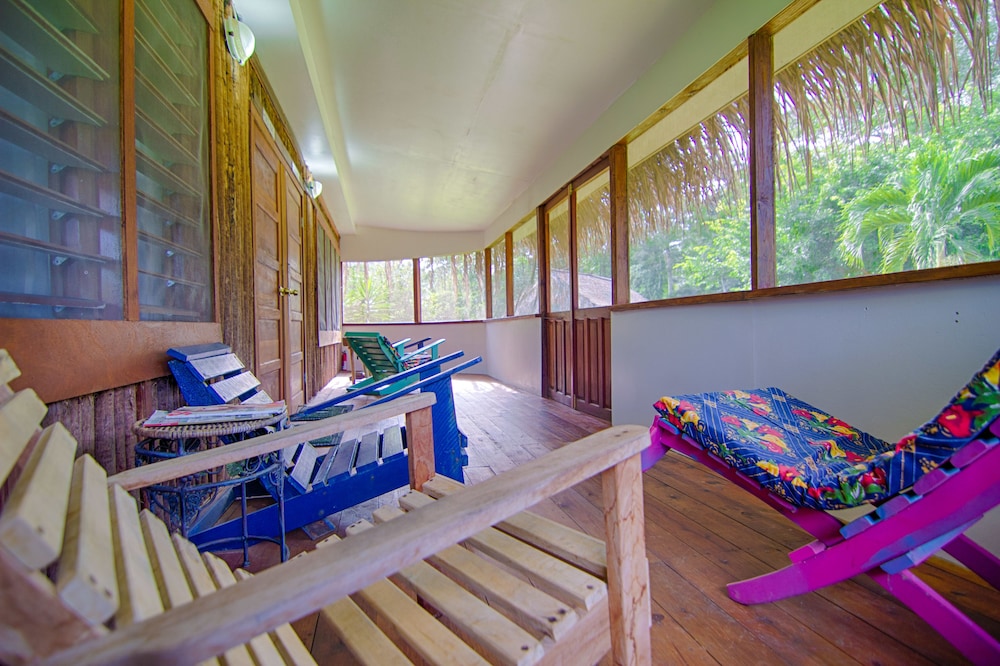 Cabin, 2 Queen Beds photo 2