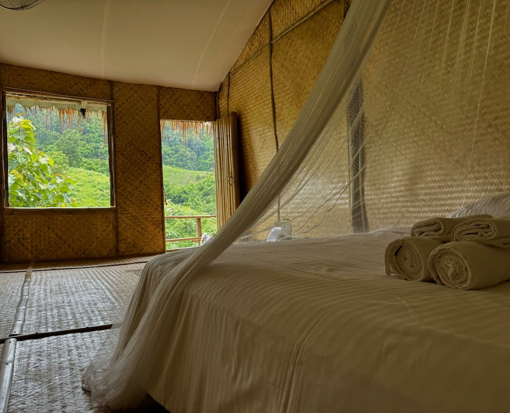 Standard Room, Mountain View (S1)