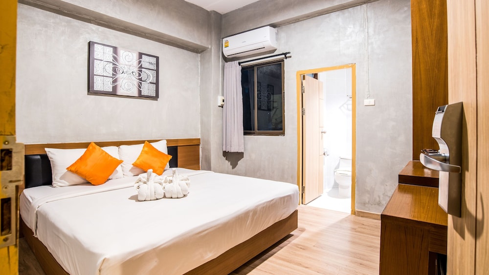 Deluxe Premier Room - Photo 6