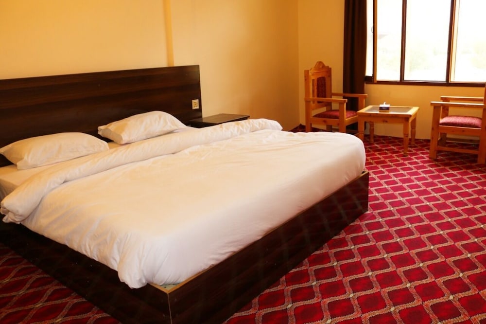 Deluxe Triple Room, Mountain View photo 2