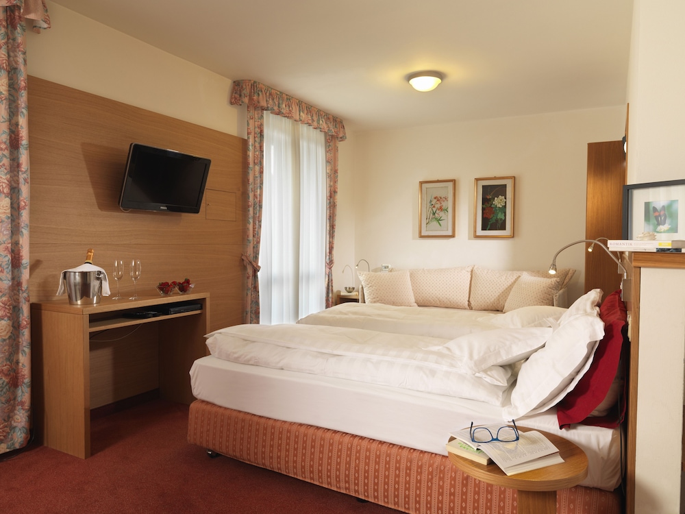 Double Room - Photo 2