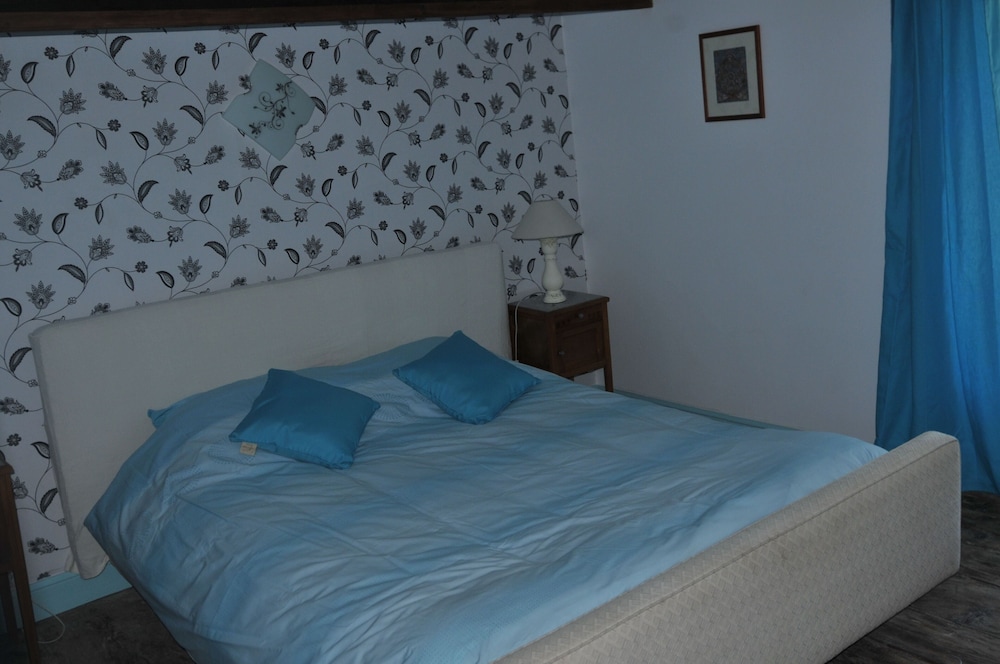 Superior Suite, Ensuite photo 3