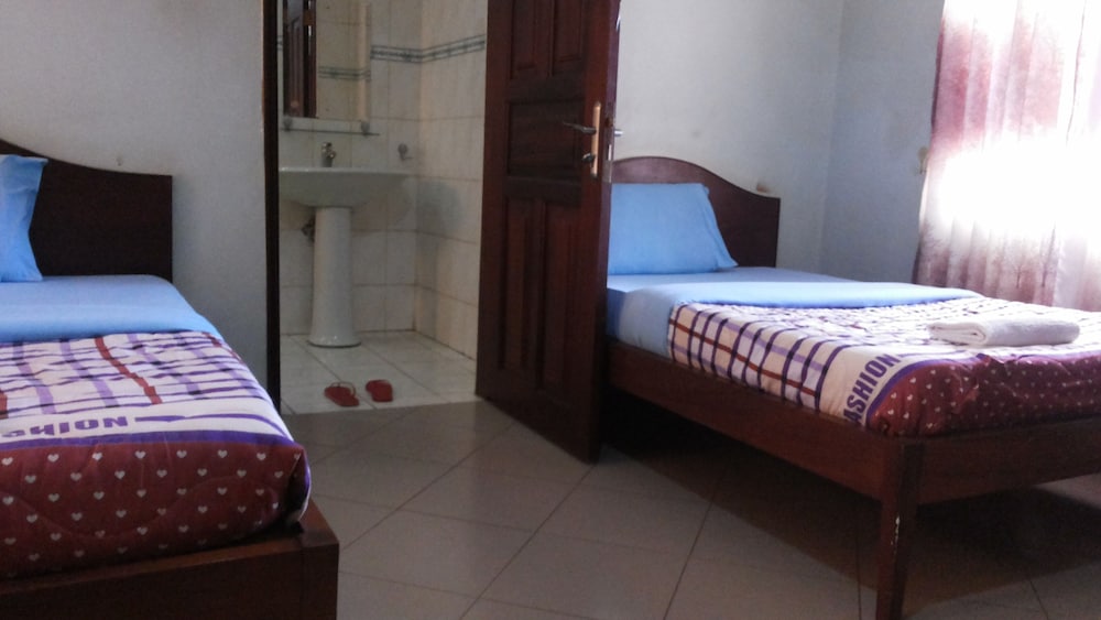 Deluxe Twin Room photo 2