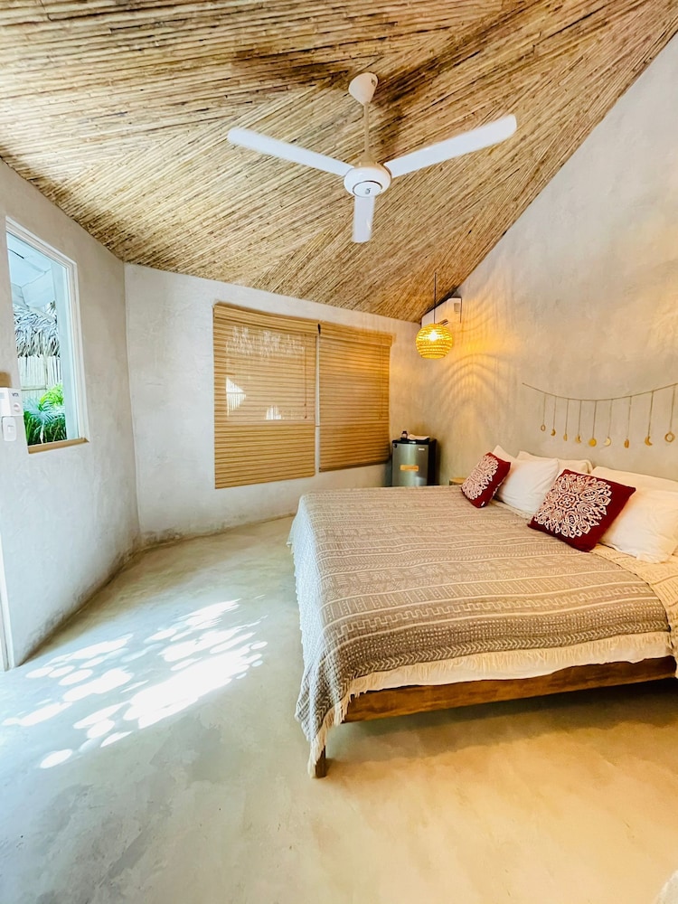 Poolside Room