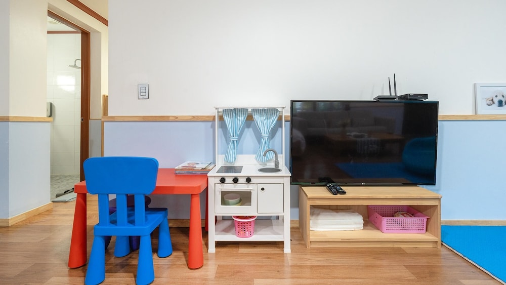 Basic Room, 1 Bedroom (Kids6) - Photo 9