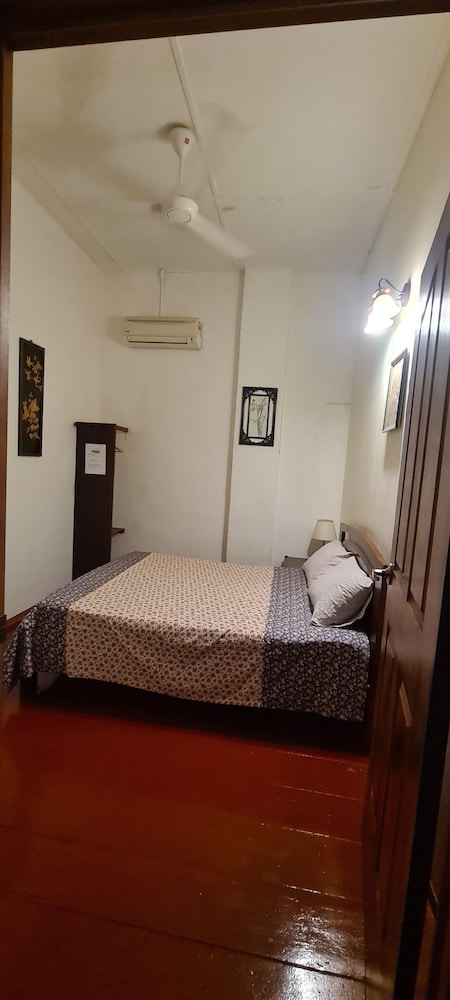 Classic Double Room, 1 Queen Bed, Non Smoking - Photo 2