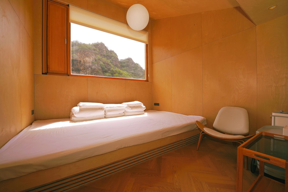 Comfort Triple Room, Mountain View photo 1