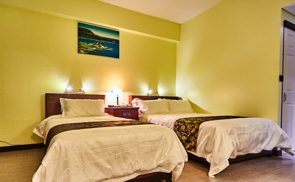 Family Room, 2 Double Beds photo 1