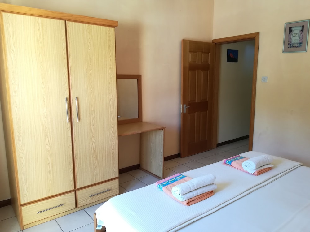 Classic Villa, 4 Bedrooms photo 1