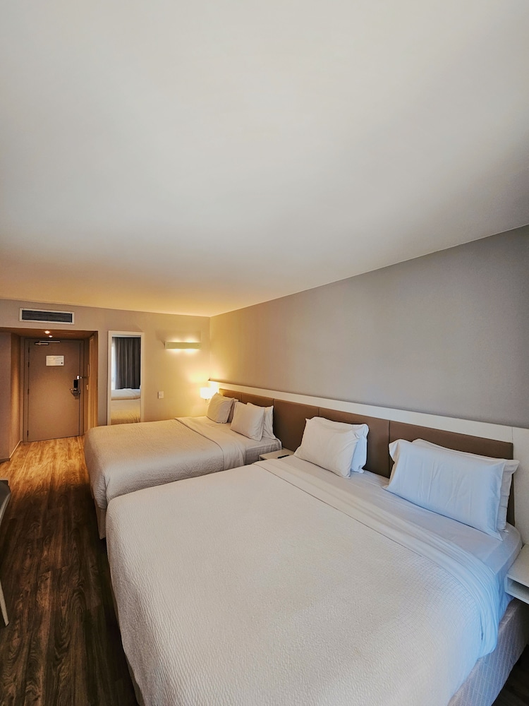 Quarto Superior Queen