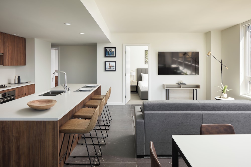 Executive Suite, 2 Bedrooms (Office) - Photo 7