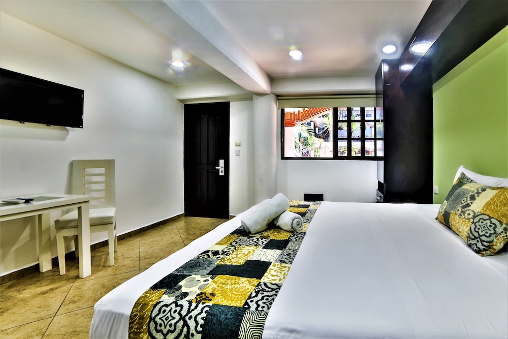 Standard Room - Photo 7