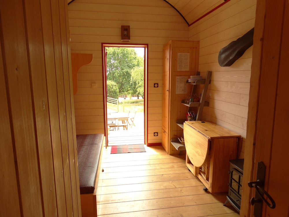 Cabin, 1 Bedroom (Roulotte Western) photo 1