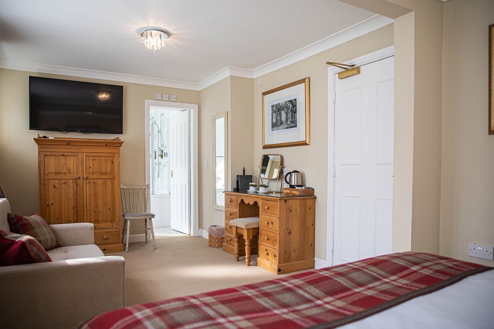 Premium Quadruple Room, Ensuite photo 2