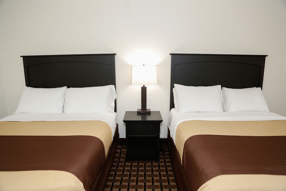 Standard Room, 2 Queen Beds - Photo 5