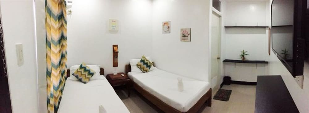 Double Room, 2 Twin Beds photo 2