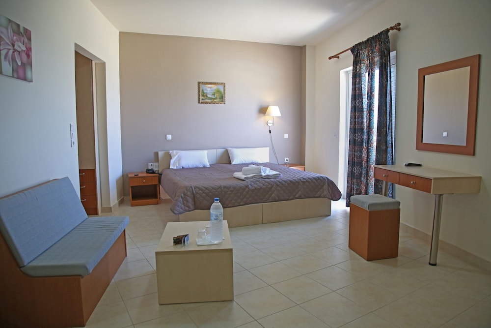 Standard Room photo 1