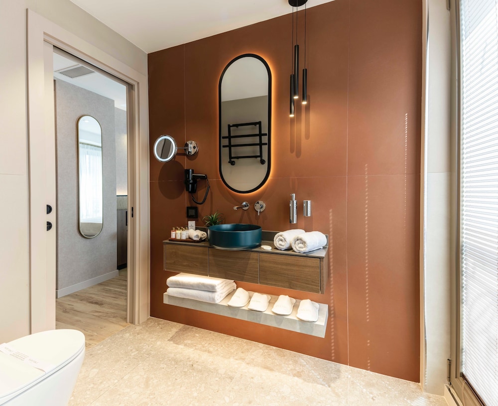 Deluxe Double Room or Twin Room,City view photo 2