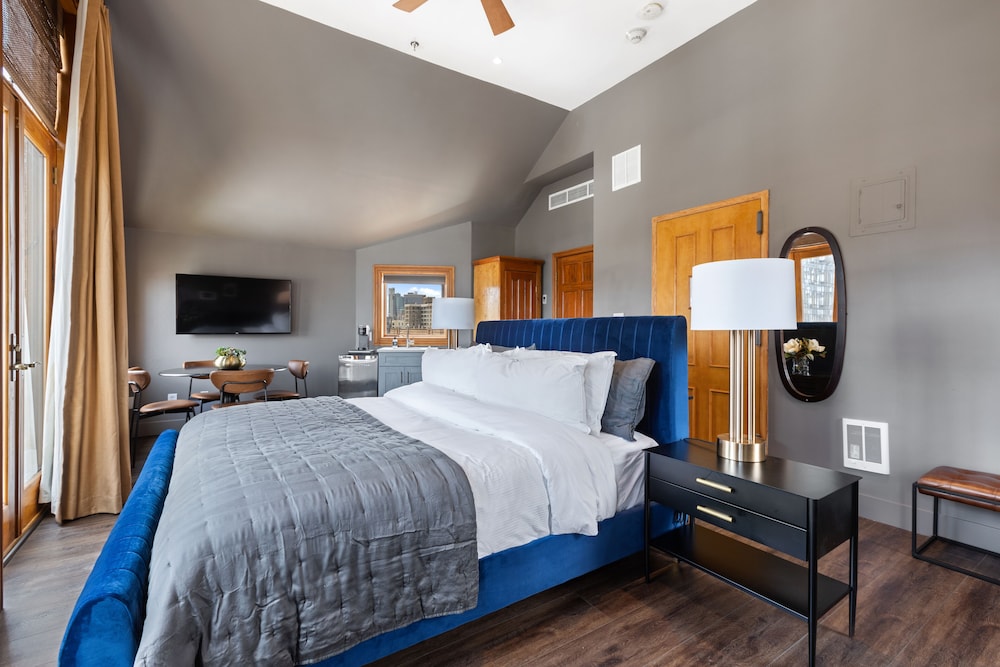 Luxury Junior Suite with Balcony. photo 1