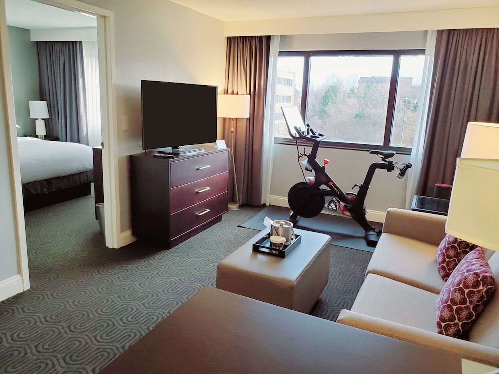 Suite, 1 Bedroom (Peloton) - Photo 4