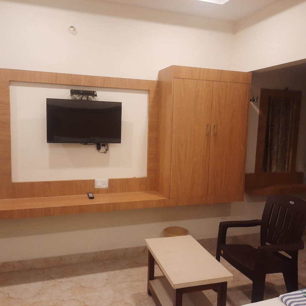 Basic Quadruple Room