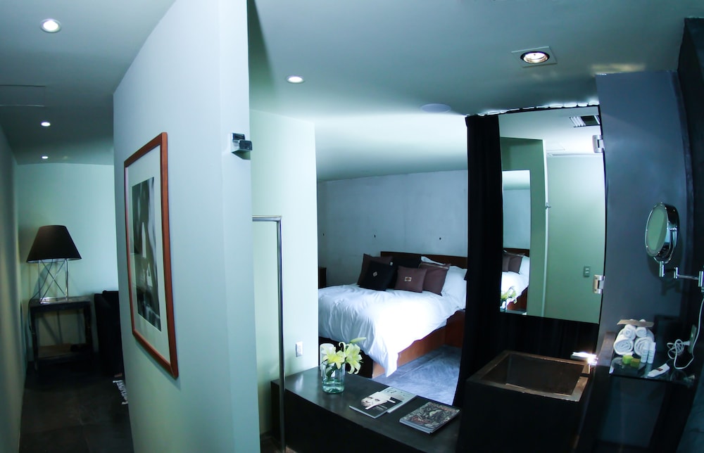 Standard Room - Photo 2