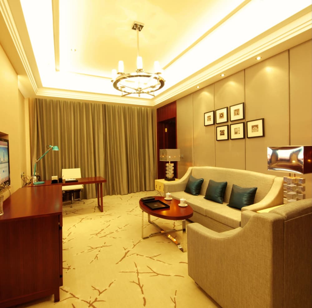 Executive Suite-Tower C photo 2