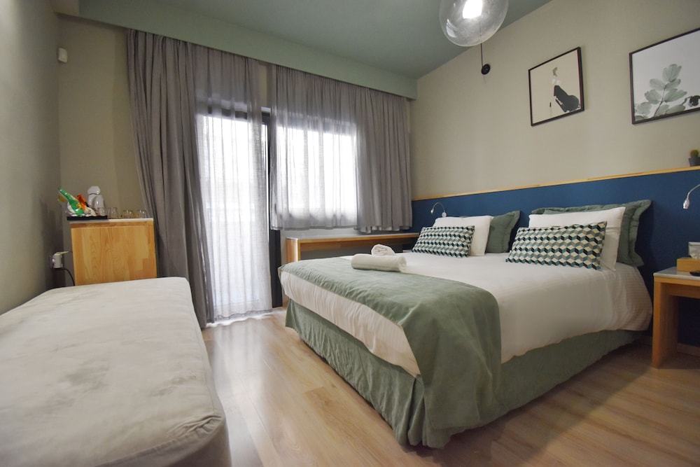Triple Room, Balcony