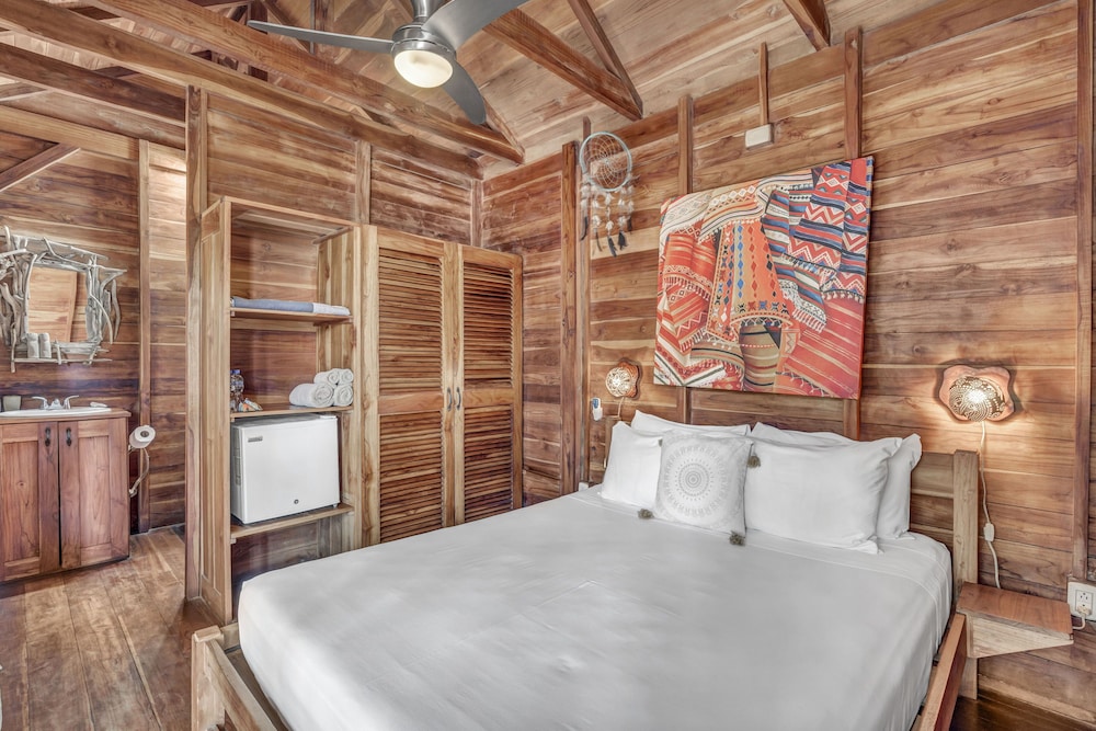 Superior Bungalow, Ensuite, Pool View (#1 Bungalow Pool )