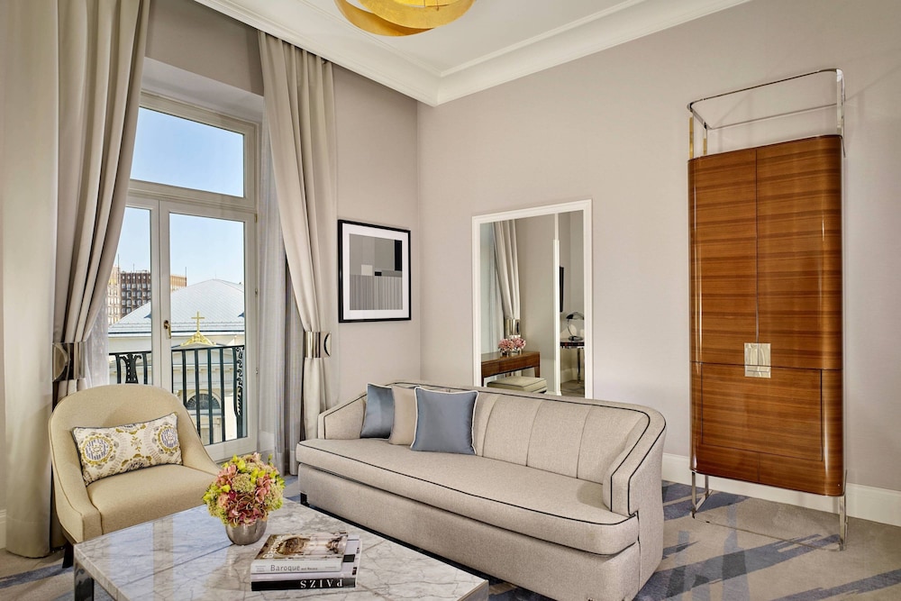 Deluxe Suite, 1 Bedroom, City View