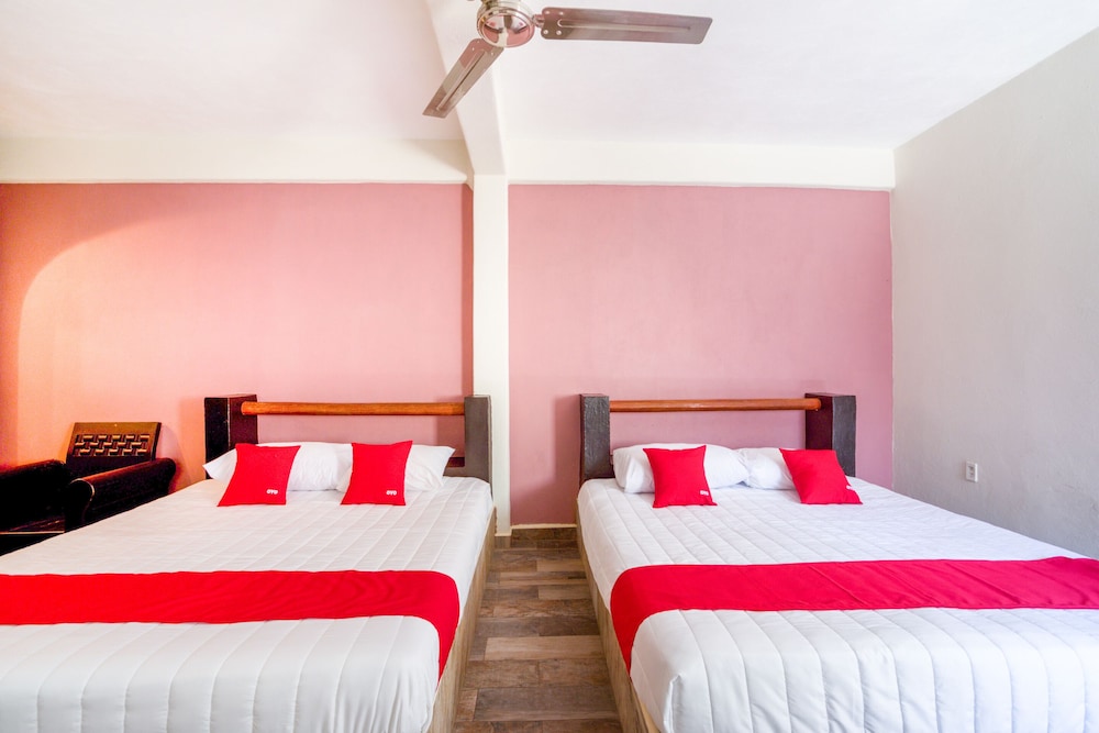 Superior Room (Two Beds) photo 3