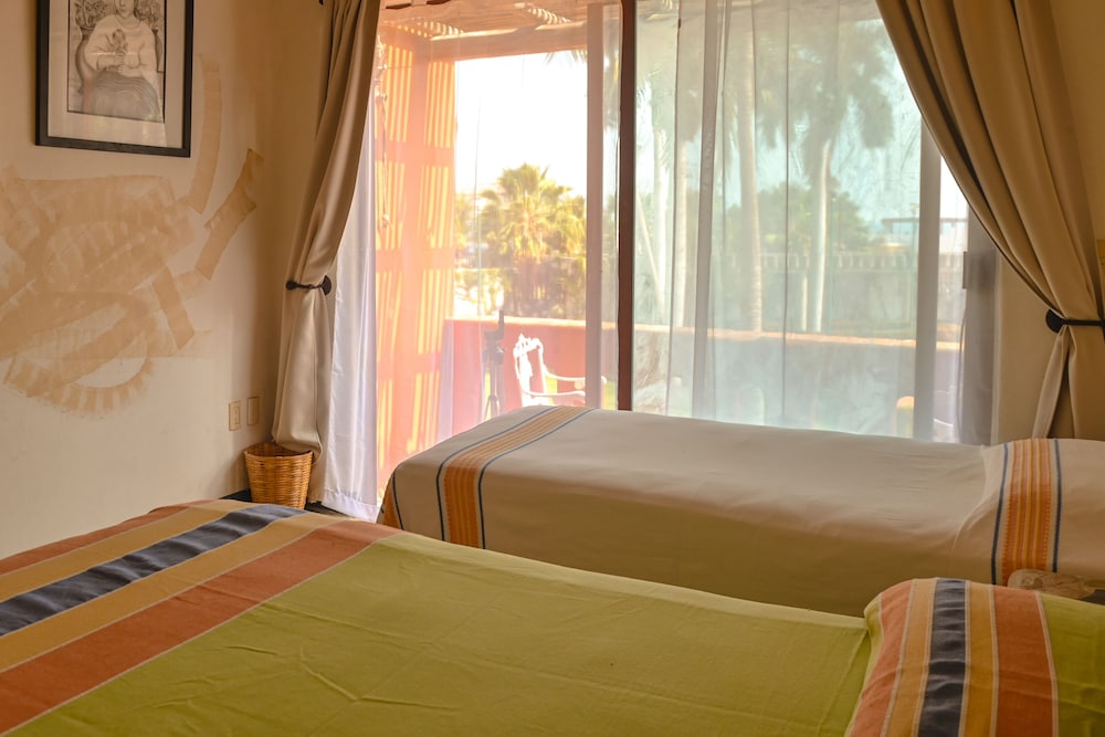 Standard Room photo 2
