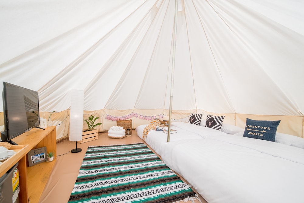 Family Bell Tent Garden View - Photo 4