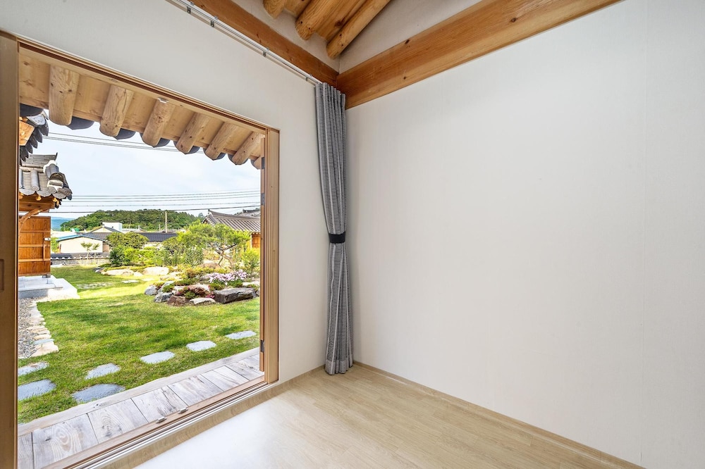 Basic Room, 1 Bedroom (Moogungwha) - Photo 3