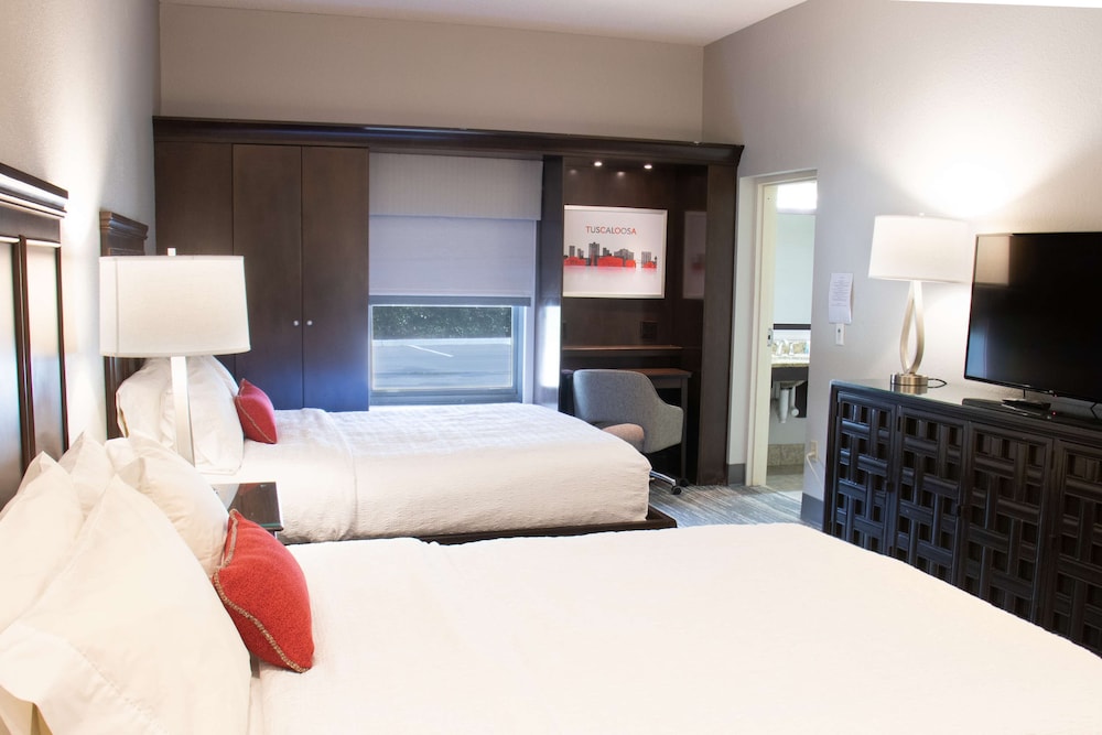 Room, 2 Queen Beds, Accessible, Non Smoking