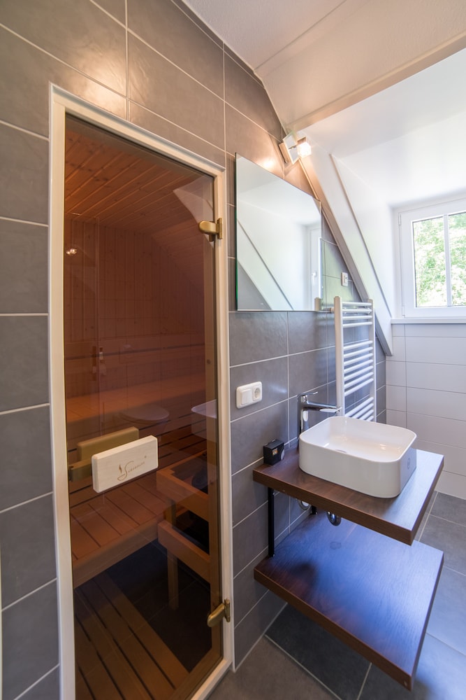 Luxury Villa, 6 Bedrooms, Sauna (Notarishuis LUXE), photo 6