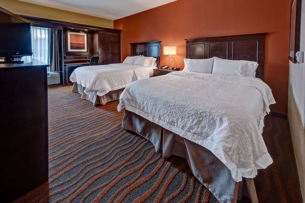 Room, 2 Queen Beds, Accessible, Non Smoking - Photo 2