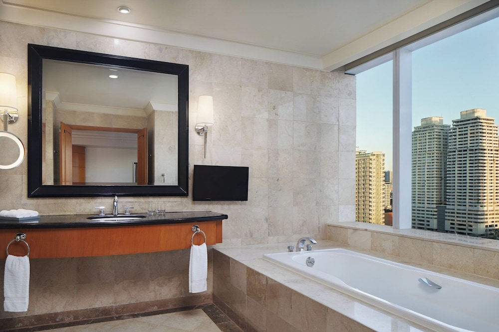 Junior Suite, 1 Bedroom, City View - Photo 2