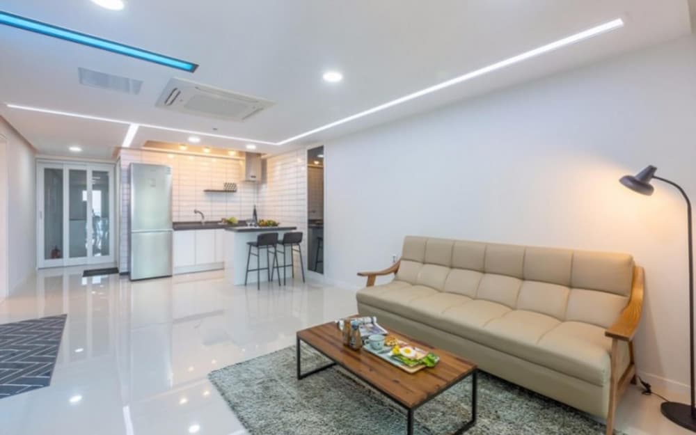 Room (C202 Jetted Spa) - Photo 3
