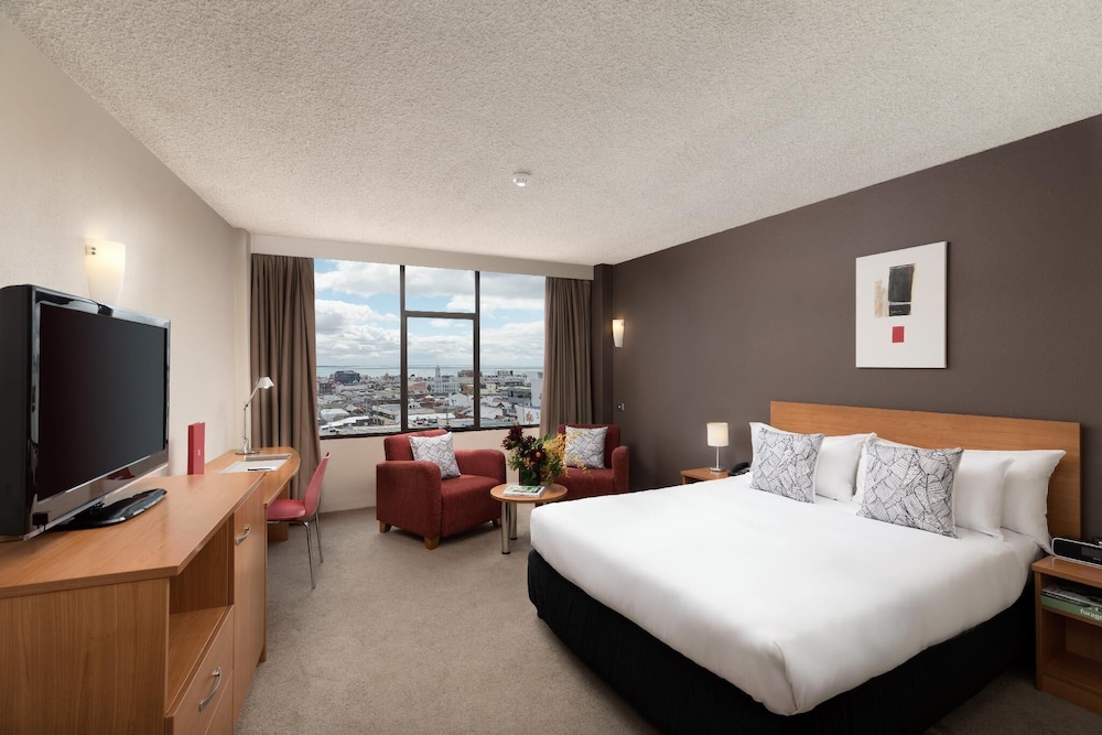 Room, 1 King Bed, Bay View - Photo 1