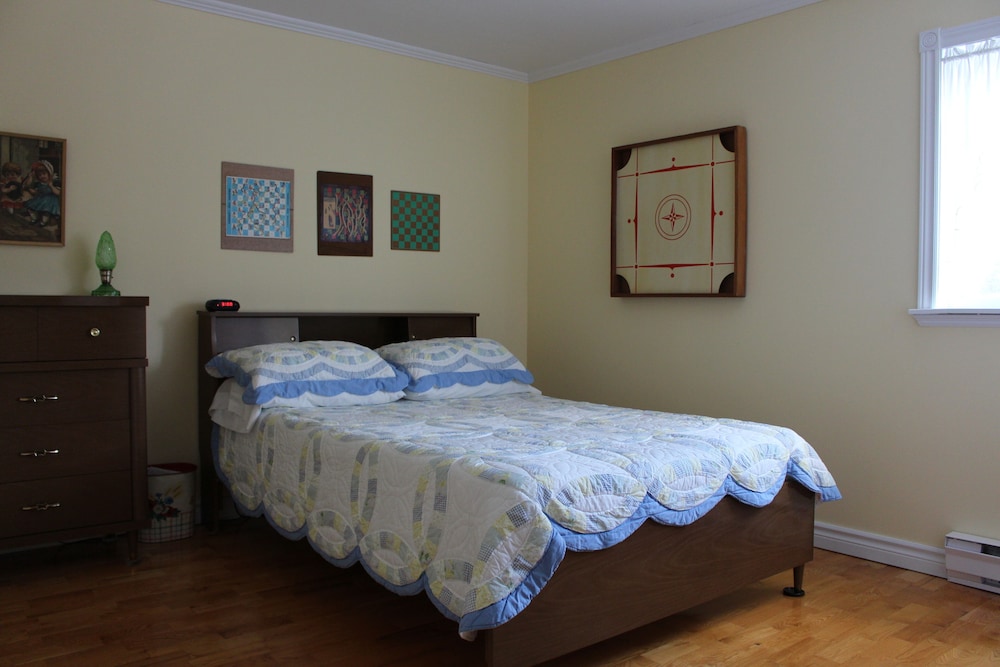 Room (La Familiale) photo 1