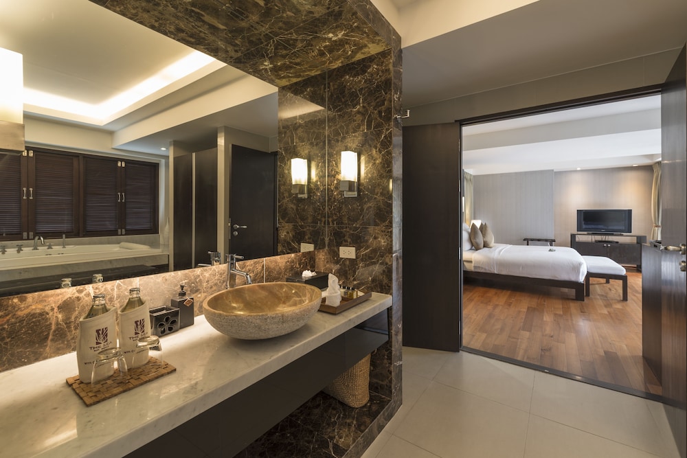 Three Bedroom Suite Pool Villa with Free Minibar - Photo 30